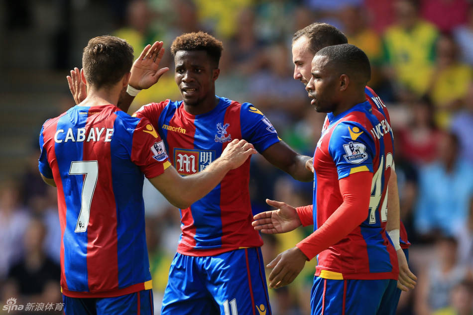 关于哈德斯菲尔德客场战胜水晶宫,取得胜利的信息 关于哈德斯菲尔德客场战胜水晶宫,取得胜利的信息