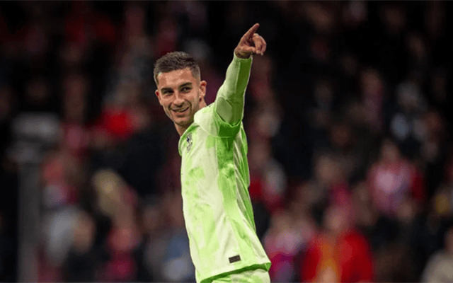 包含奥萨苏纳球员盘带突破送出妙传,帮球队锁定胜局的词条 包含奥萨苏纳球员盘带突破送出妙传,帮球队锁定胜局的词条