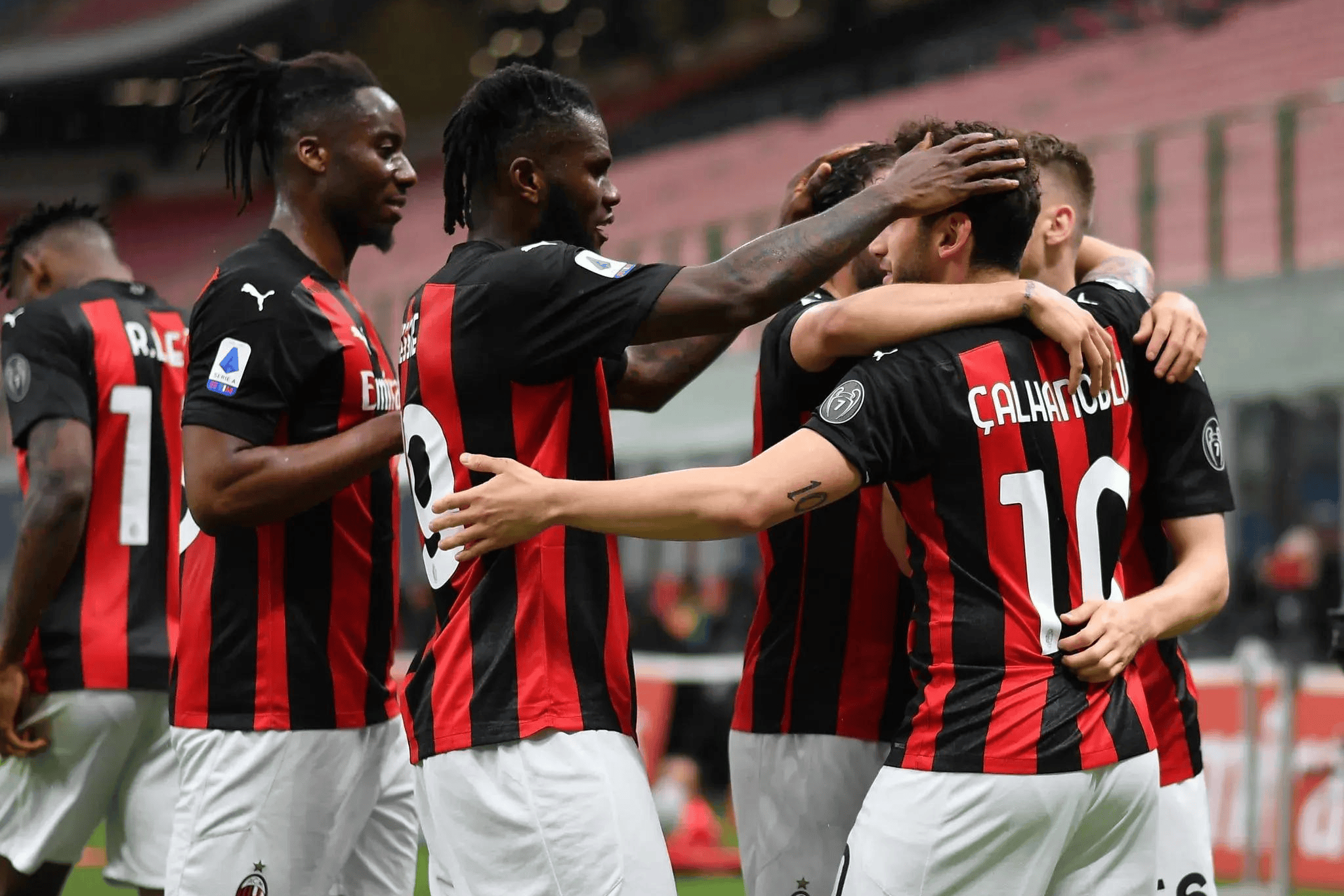 开云体育APP下载-关于AC米兰主力防守出色受到赞誉的信息