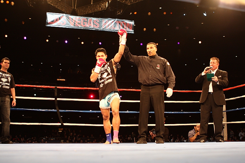 开云体育官网-泰国拳击选手勇夺金牌，技艺堪称一绝