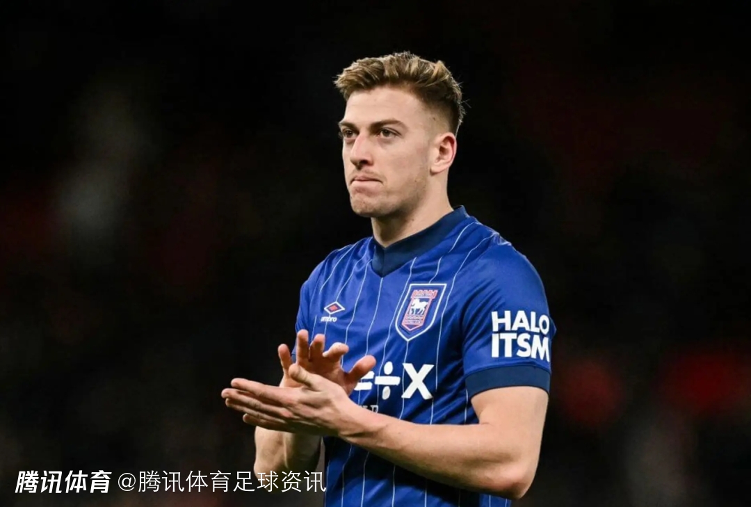 开云体育入口-切尔西新援表现抢眼，成为球迷宠儿