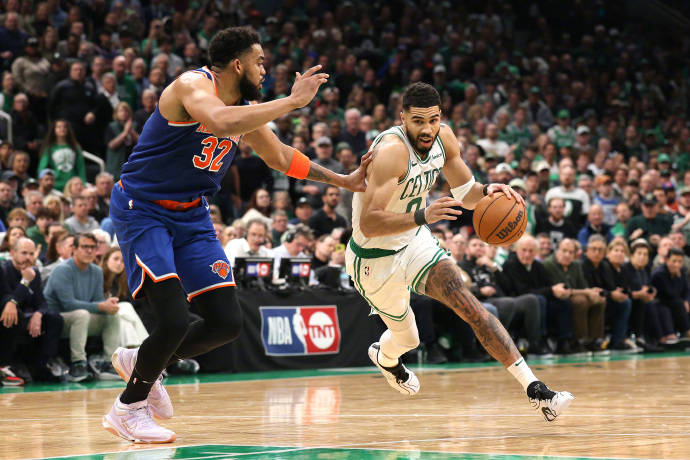 猛龙主场战胜凯尔特人，实现反弹壮举