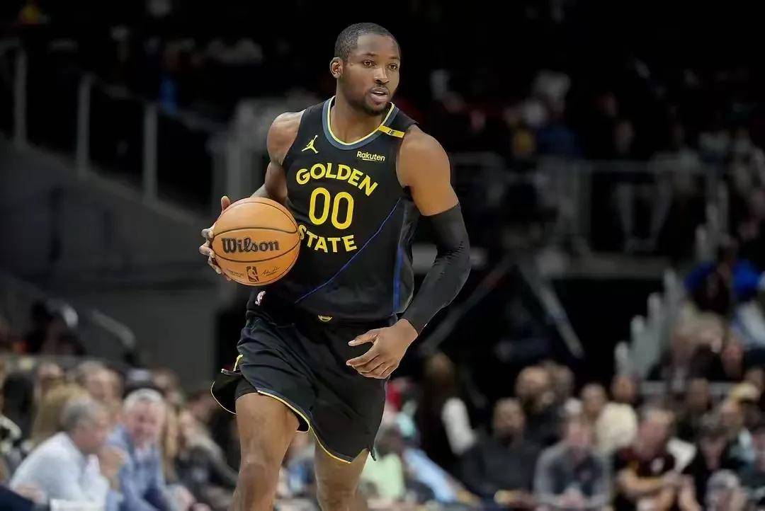 赛季转折点冲刺领军群雄争胜