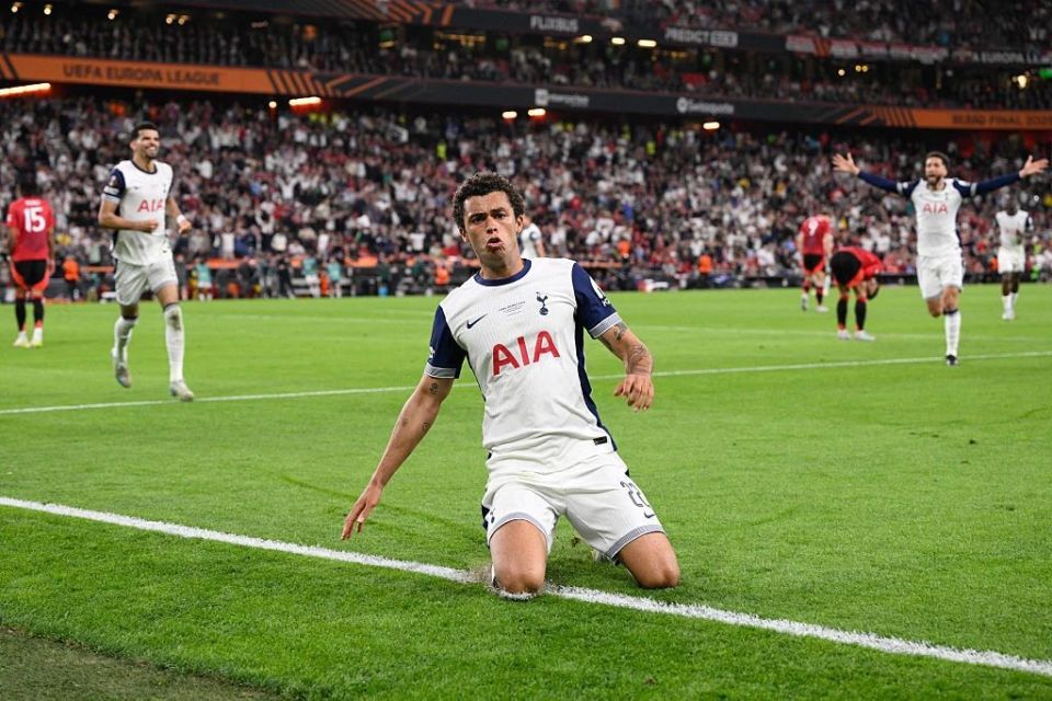 曼联击败对手，继续向欧冠资格发起冲击