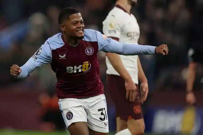 开云体育在线-利物浦逆转维拉，主场击败对手稳固不败地位的简单介绍