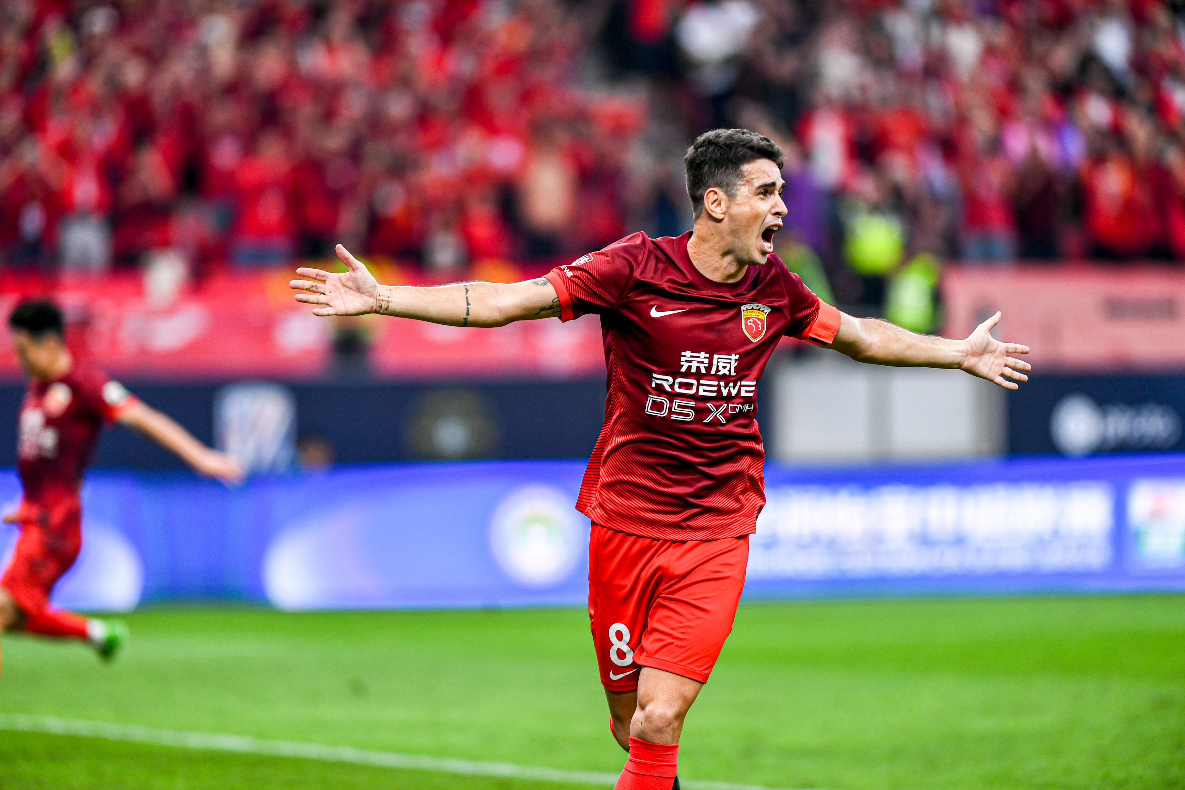 开云体育登录-武磊再度射门得分，球队士气高涨