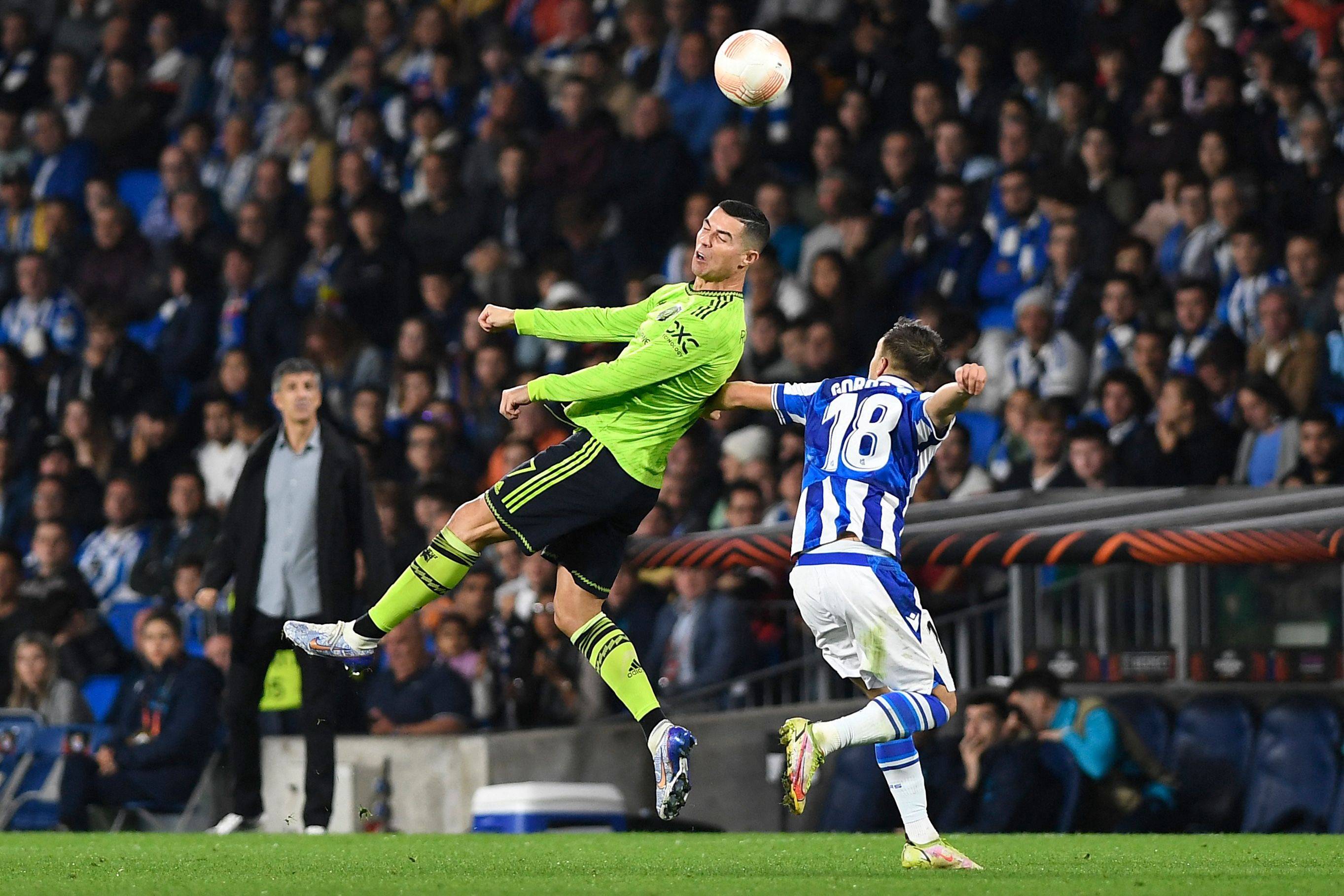 开云体育入口-皇家社会客场不敌曼联，遭遇失利