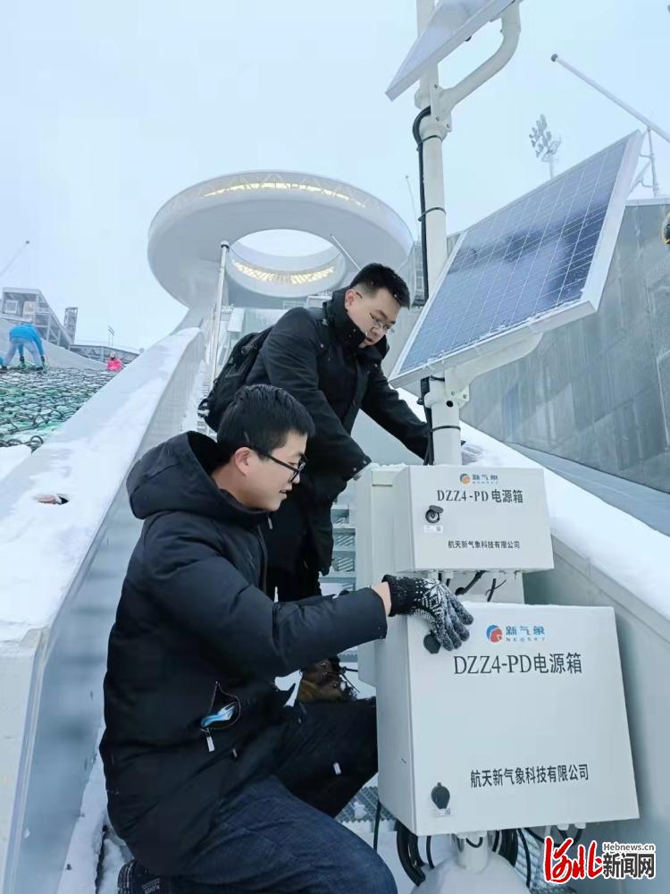 开云体育下载-战备训练精益求精，球员们动情备赛