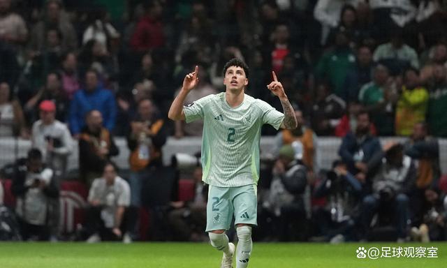 墨西哥足球明星表现突出,成为焦点 墨西哥足球明星表现突出,成为焦点