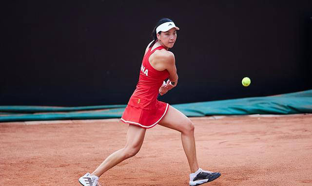 越南女藩中场展现出色表现,帮助球队实现连胜 越南女藩中场展现出色表现,帮助球队实现连胜