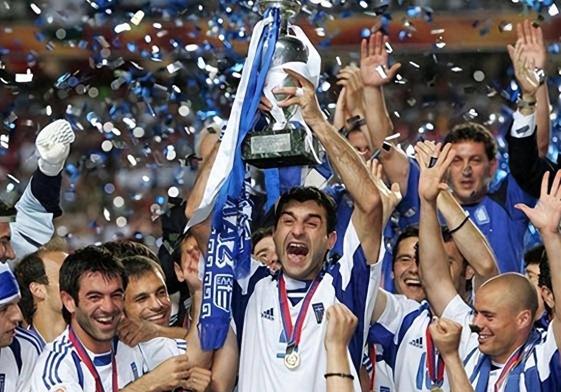 开云体育APP下载-球队赛场优势明显，冲刺胜利无往不利