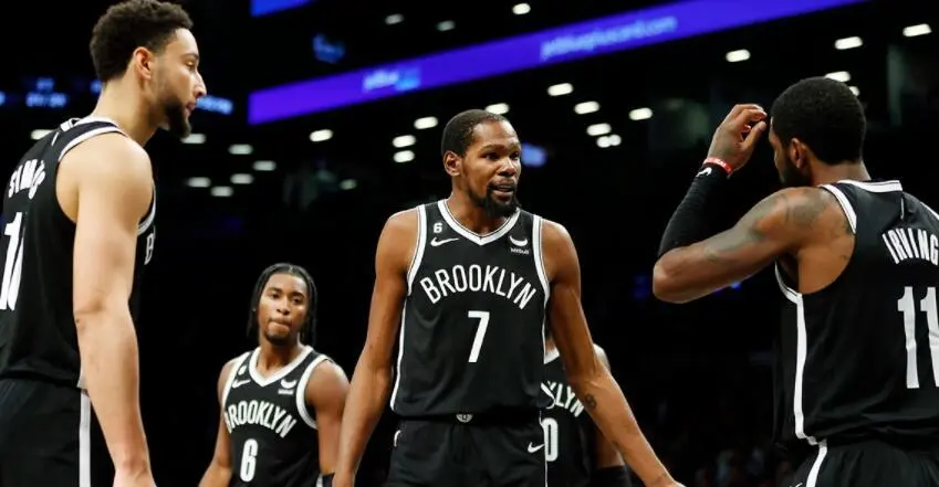 开云体育官网-包含东部冠军赛在周末开始，球迷期待着精彩的比赛的词条