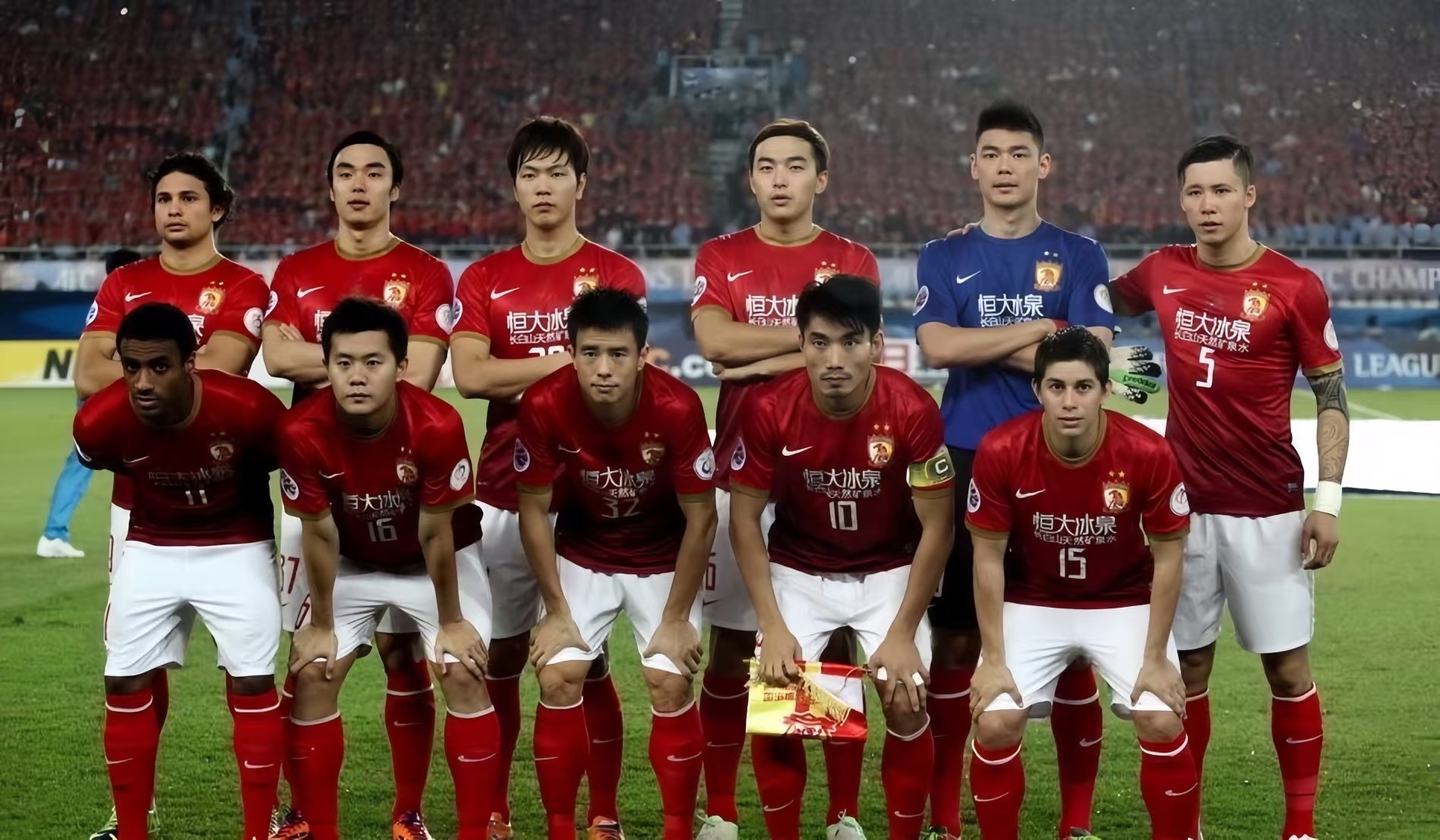 广州恒大连续胜利,争夺夺冠殊荣 广州恒大连续胜利,争夺夺冠殊荣