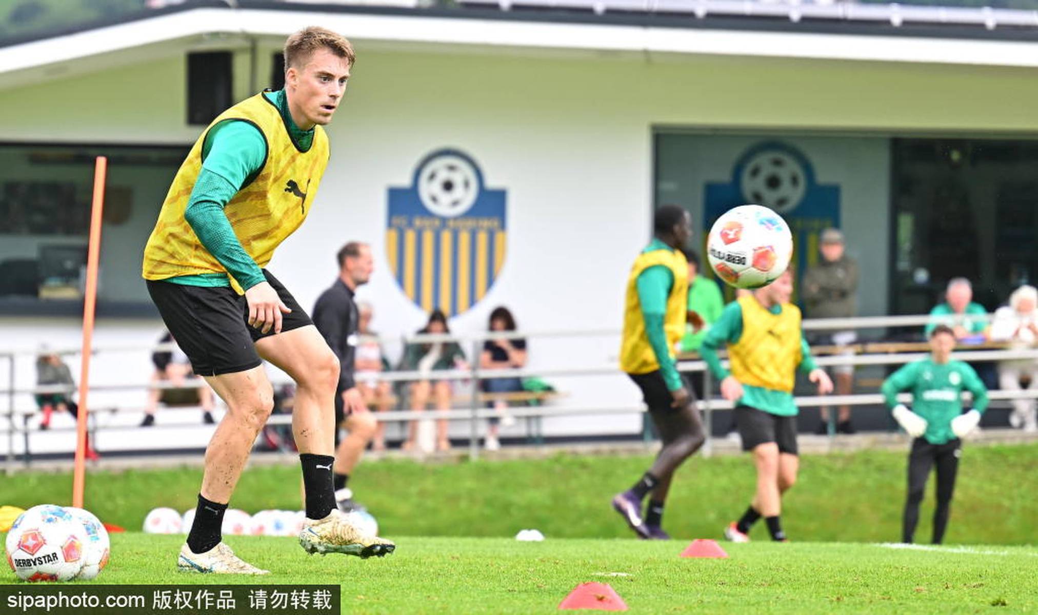 开云体育app-纷纷球队备战出战，预计火爆对决