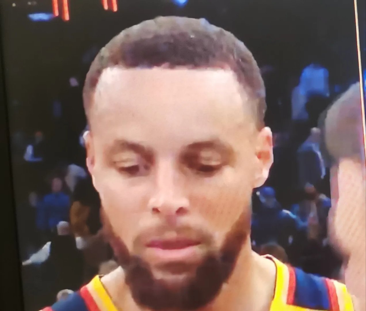 关于勇士再遭惨败,遭遇连败压力的信息 关于勇士再遭惨败,遭遇连败压力的信息