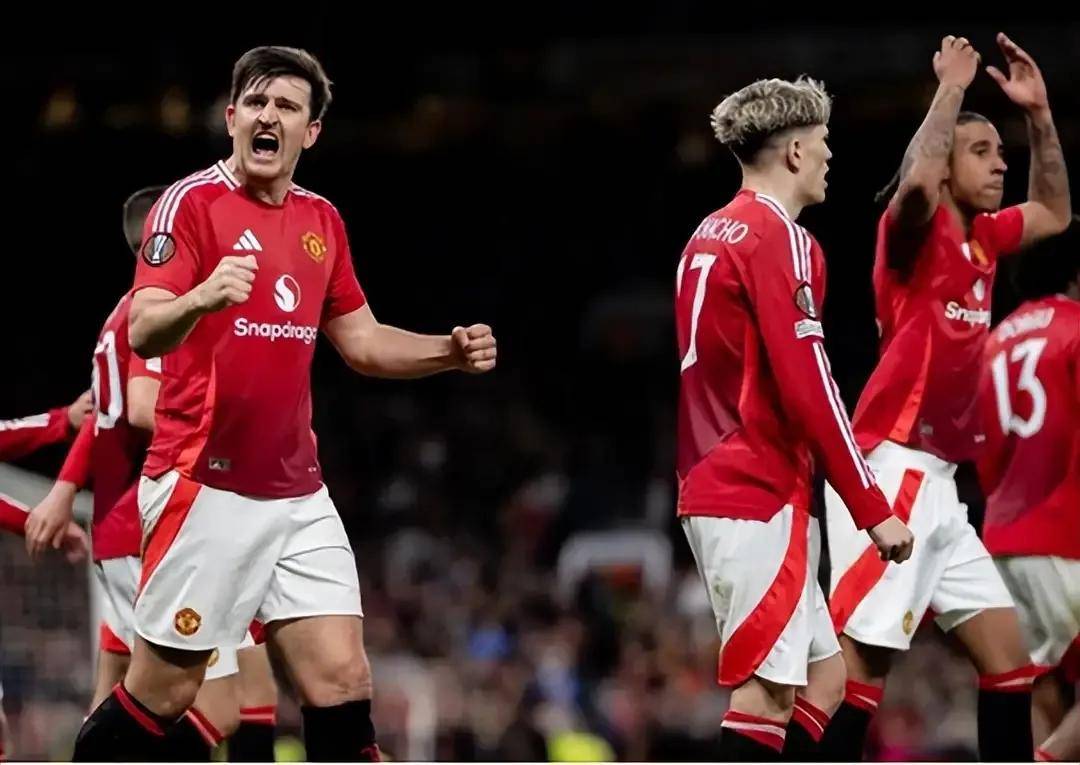 里昂客场逆转战胜对手，继续追赶前四