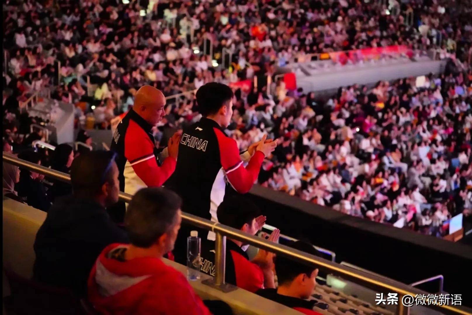 开云体育官网-包含LGD血洗100T，Perkz拿下关键大龙峡谷大战全球总决赛，成为赛场最大亮点的词条