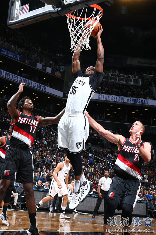 开云体育平台APP-开拓者主场击败篮网，利拉德独得32分