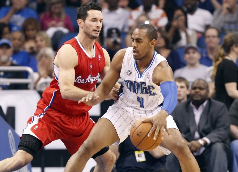 山西队完胜深圳队,武切维奇带队取胜 山西队完胜深圳队,武切维奇带队取胜