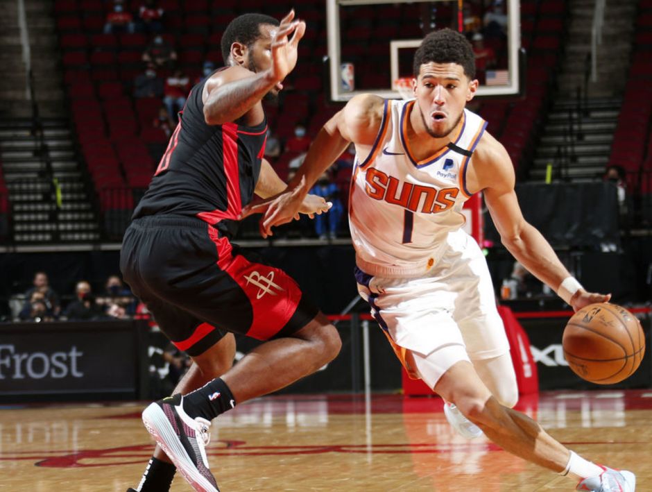 开云APP-包含火箭险胜山东队，布克带队取胜的词条