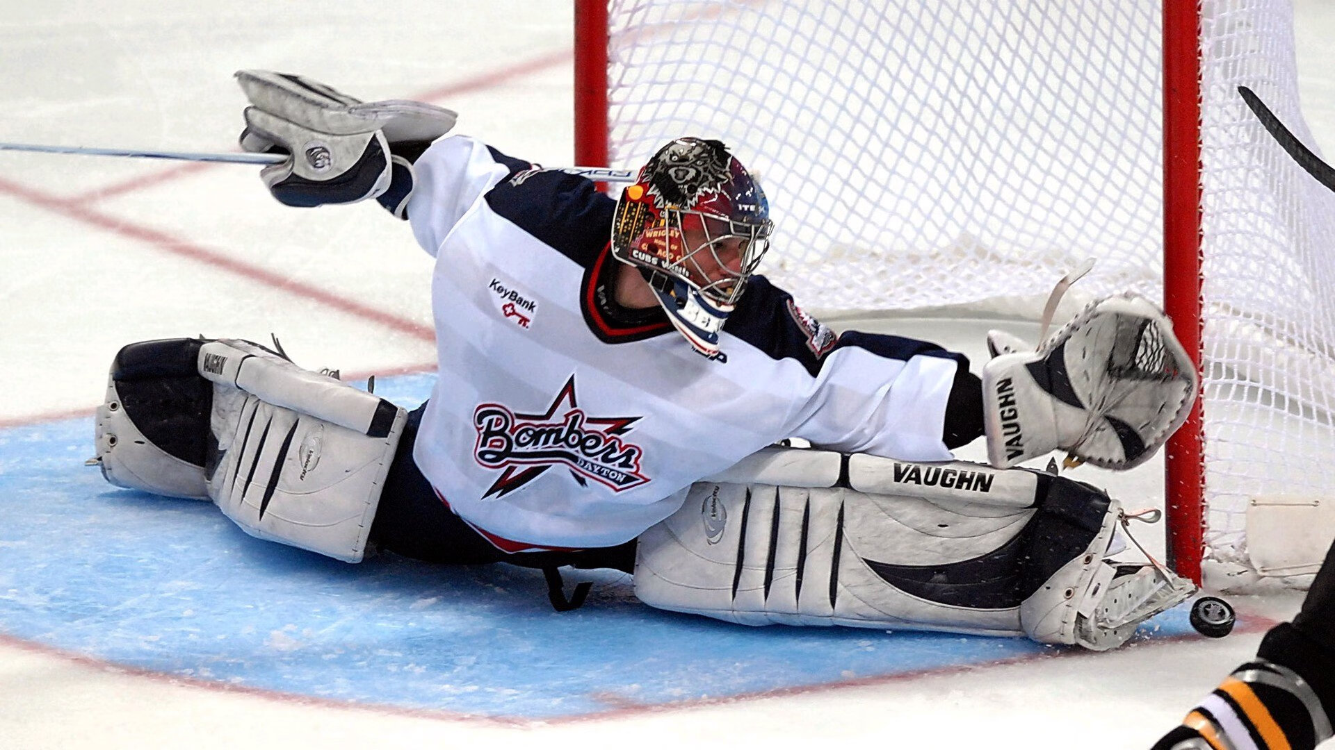 钢铁之城 vs 火焰之箭,罗德里戈如何焚毁德意志防线