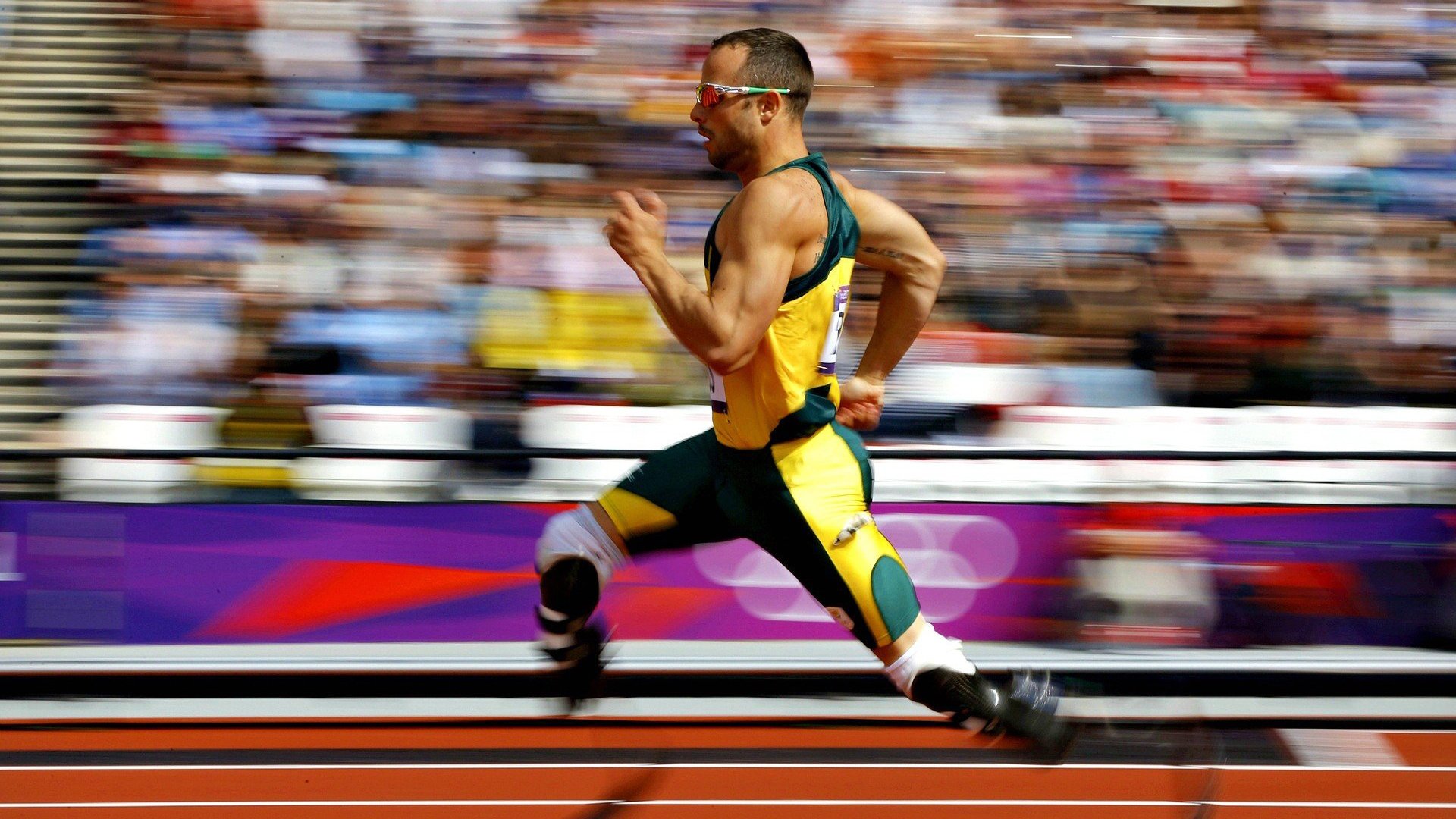 终场哨响前的东方奇迹,卡马文加一锤定音,沙特首度击碎欧洲红魔