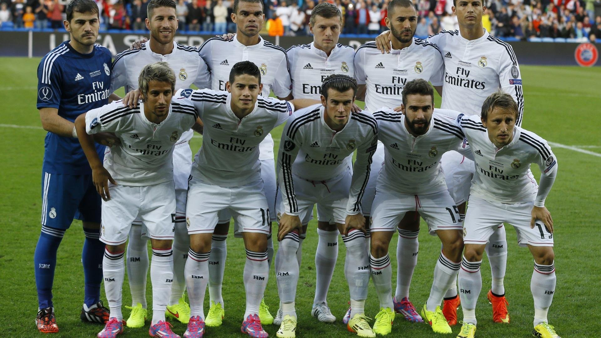 黄黑风暴席卷巴黎!多特蒙德欧冠半决赛冲垮几内亚铁壁